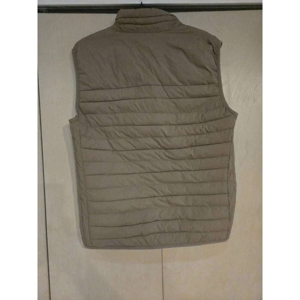 GAP Men's Quilted Puffer Vest Medium Tan Full Zip Lightweight NWT $98 Retail